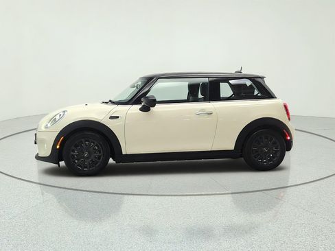 Used 2021 MINI Cooper 2-Door Hardtop w/ 6.5" Touchscreen Package FWD image 8