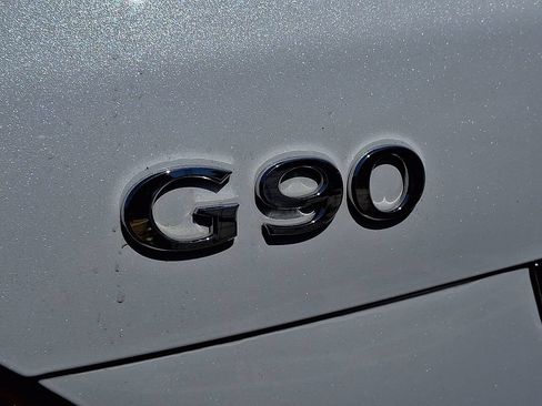 Used 2017 Genesis G90 3.3T Premium AWD/4WD image 30