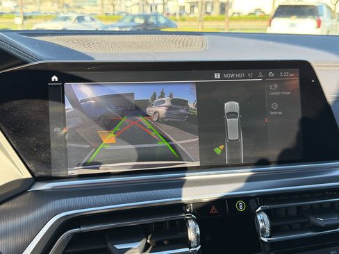 Used 2023 BMW X5 xDrive40i w/ Premium Package image 19