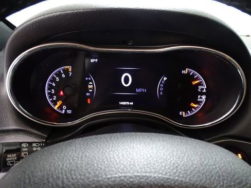 Used 2014 Jeep Grand Cherokee Limited AWD/4WD image 17