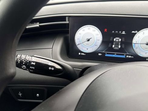 Certified 2024 Hyundai Tucson SE image 33