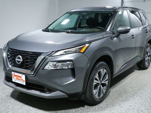 Used 2022 Nissan Rogue SV FWD image 27