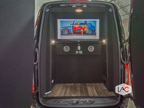 Used 2024 Mercedes-Benz Sprinter 3500 image 26