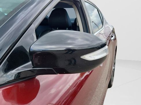 Used 2016 Nissan Maxima SR FWD image 11