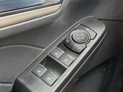 Used 2022 Ford Escape SEL w/ Technology Package image 14