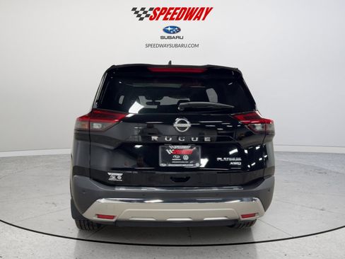 Used 2022 Nissan Rogue Platinum w/ Head-Up Display Package AWD/4WD image 7