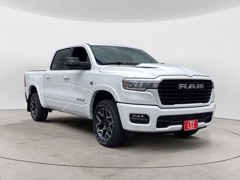 New 2026 RAM 1500 Laramie AWD/4WD image 8