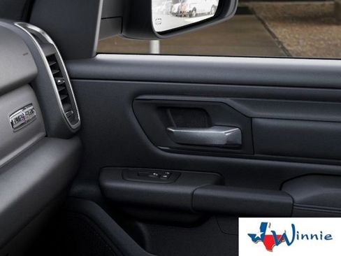 New 2026 RAM 1500 4x4 Crew Cab image 29