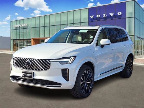 New 2026 Volvo XC90 T8 Ultra image 22