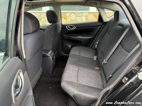 Used 2017 Nissan Sentra SV w/ Style Package FWD image 7