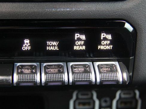 Used 2022 RAM 1500 Big Horn AWD/4WD image 36