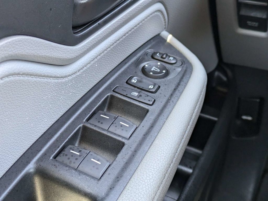 Used 2019 Honda Odyssey EX-L image 25