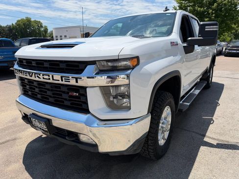 Used 2023 Chevrolet Silverado 2500 LT w/ Convenience Package AWD/4WD image 4
