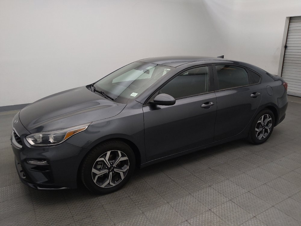 Used 2021 Kia Forte LXS FWD image 2