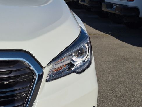 Used 2019 Subaru Ascent Limited AWD/4WD image 10