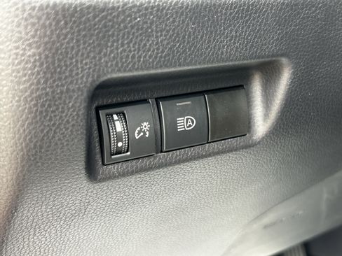 Certified 2025 Toyota RAV4 XLE AWD/4WD image 15