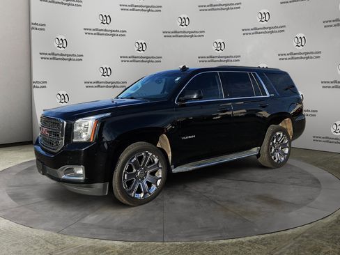 Used 2017 GMC Yukon SLT image 1