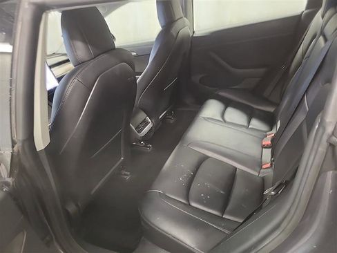 Used 2022 Tesla Model 3 Long Range image 9