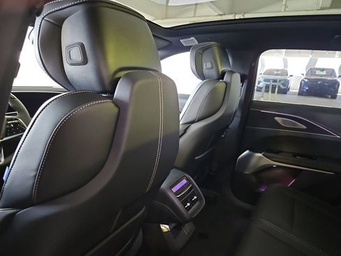 New 2026 Cadillac Lyriq V image 18