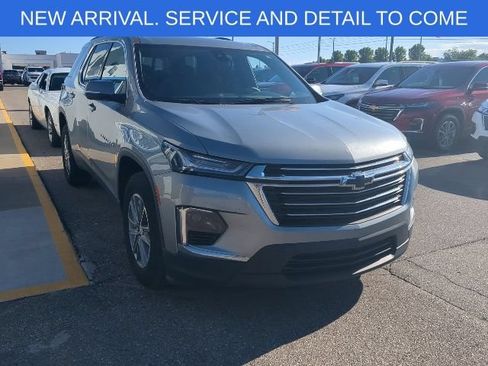 Certified 2023 Chevrolet Traverse LT FWD image 7