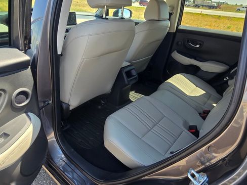 Used 2026 Honda HR-V EX-L image 14