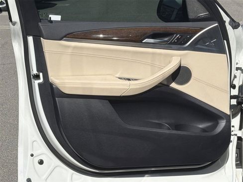 Used 2019 BMW X3 M40i w/ Premium Package image 19