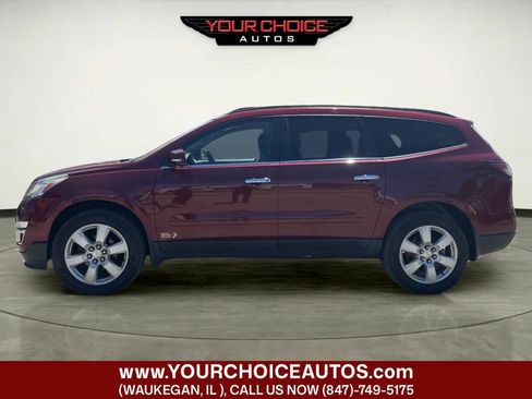 Used 2017 Chevrolet Traverse LT w/ Style and Technology Package AWD/4WD image 2