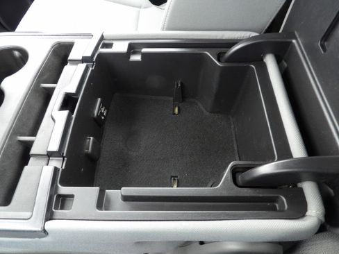 Used 2016 Chevrolet Silverado 2500 W/T w/ WT Fleet Convenience Package RWD image 25