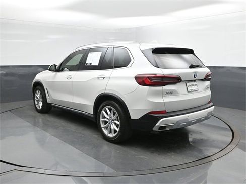 Certified 2023 BMW X5 sDrive40i w/ Executive Package image 5