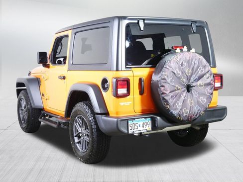 Used 2025 Jeep Wrangler Sport AWD/4WD image 5
