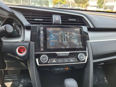 Used 2018 Honda Civic EX image 29