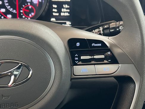 Used 2021 Hyundai Elantra SEL w/ Cargo Package image 24