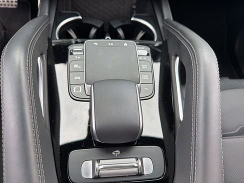 Used 2025 Mercedes-Benz GLE 53 AMG 4MATIC image 37