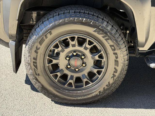 Used 2026 Toyota 4Runner TRD Off-Road Premium AWD/4WD image 8