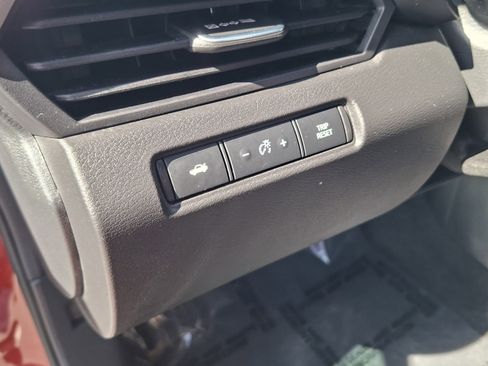 Used 2023 Nissan Altima 2.5 SV FWD image 10