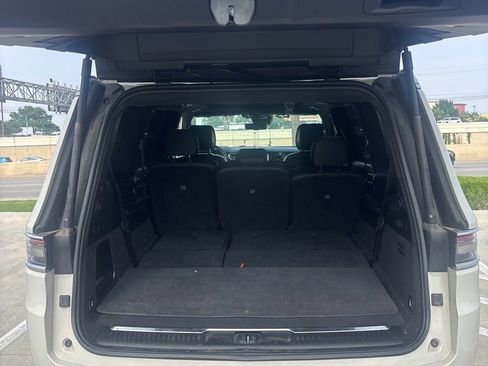 Used 2022 Jeep Grand Wagoneer Series III w/ Flexible Seating Group AWD/4WD image 17