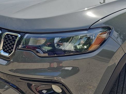 Used 2023 Jeep Compass Limited AWD/4WD image 29