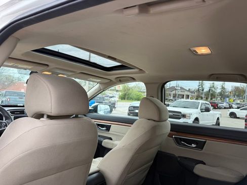 Used 2017 Honda CR-V EX image 23