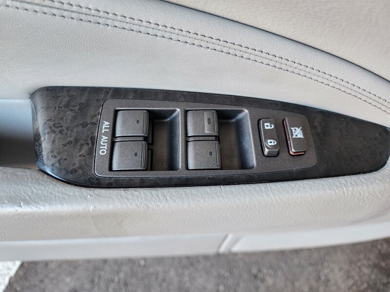 Used 2012 Lexus LS 460 AWD w/ Comfort Pkg image 20