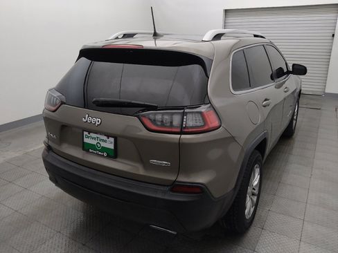 Used 2021 Jeep Cherokee Latitude Lux w/ Sun & Sound Group AWD/4WD image 7