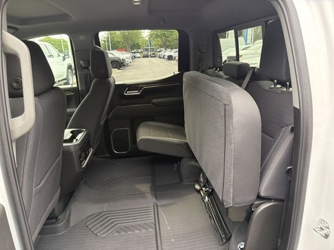 Used 2025 Chevrolet Silverado 1500 RST AWD/4WD image 32