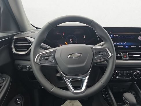 New 2026 Chevrolet TrailBlazer LT w/ Convenience Package FWD image 12