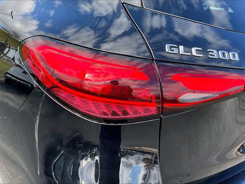 New 2026 Mercedes-Benz GLC 300 image 6