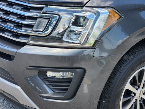 Used 2020 Ford Expedition XLT RWD image 26