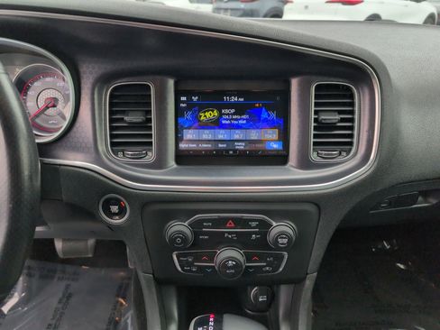 Used 2018 Dodge Charger R/T image 15