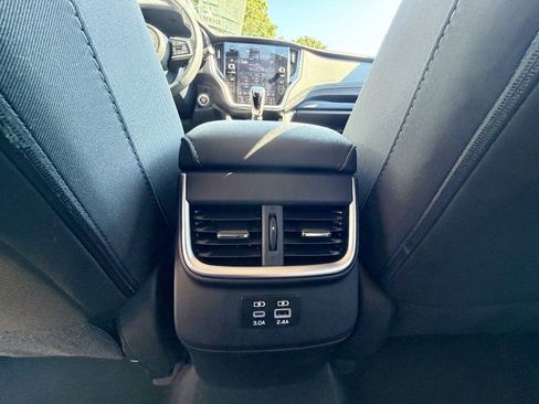Used 2025 Subaru Outback Premium AWD/4WD image 26