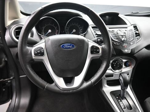 Used 2016 Ford Fiesta SE FWD image 13