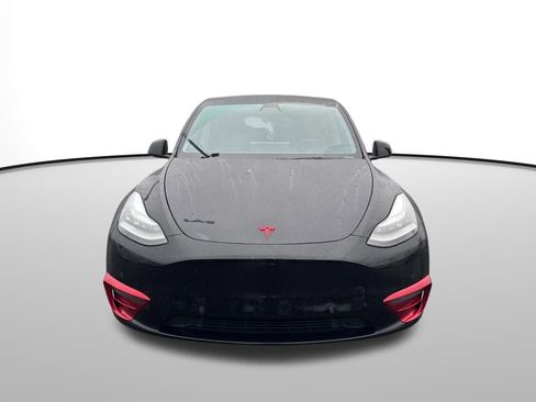 Used 2021 Tesla Model Y Long Range image 2