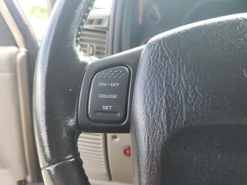 Used 2003 Jeep Wrangler Sahara AWD/4WD image 12