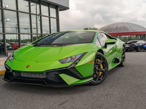 Used 2024 Lamborghini Huracan Tecnica RWD image 2
